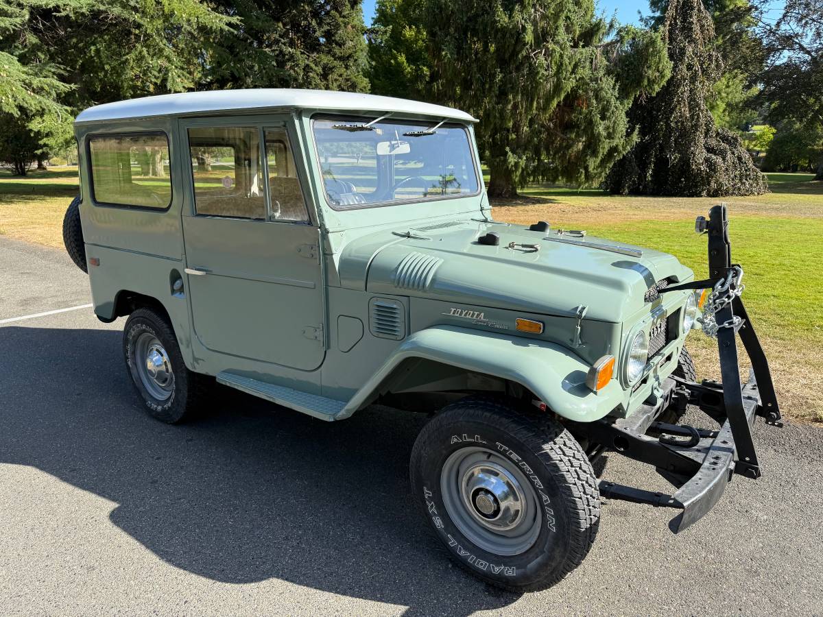 Toyota-1969-green-2