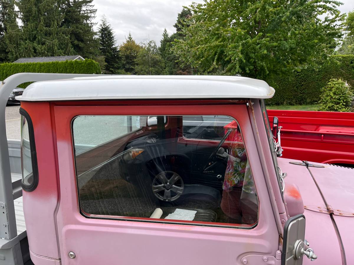 Toyota-1977-red-4
