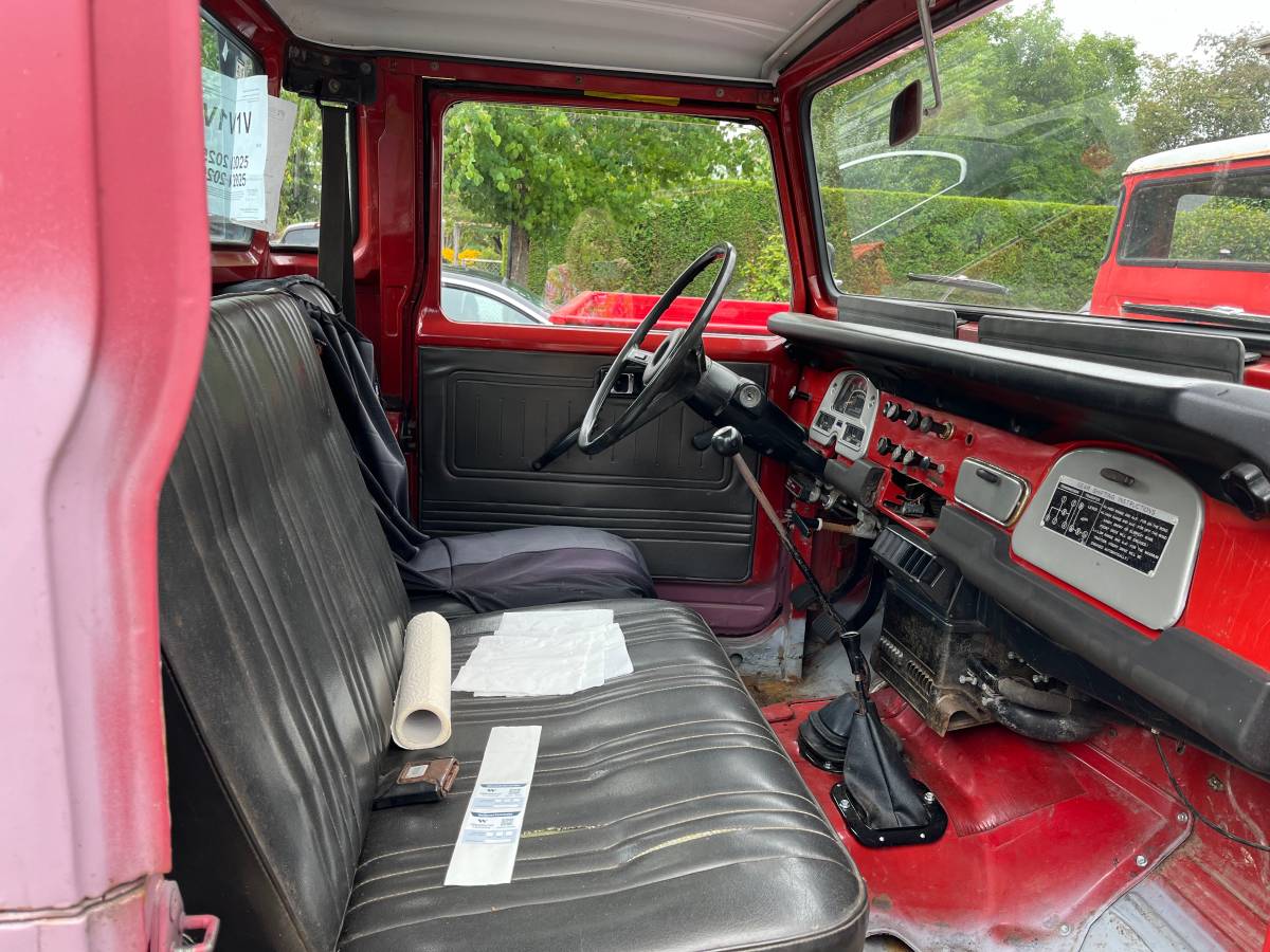 Toyota-1977-red-5