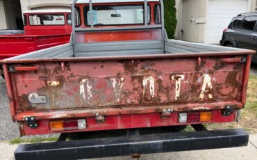 Toyota-1977-red-7