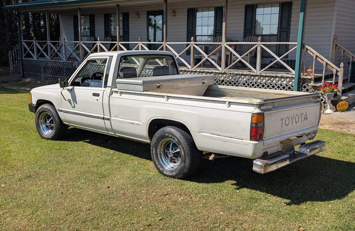 Toyota-1984-3