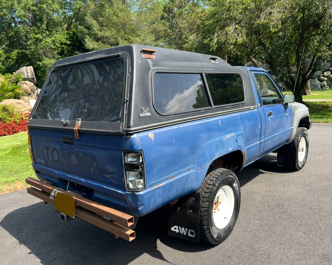 Toyota-1985-blue-14