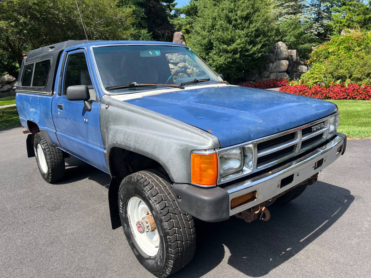 Toyota-1985-blue-6