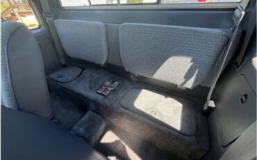 Toyota-2wd-pickups-1992-13