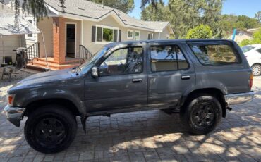 Toyota-4-runner-1990-grey-12
