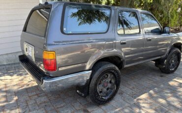 Toyota-4-runner-1990-grey-2