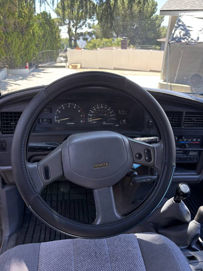 Toyota-4-runner-1990-grey-7