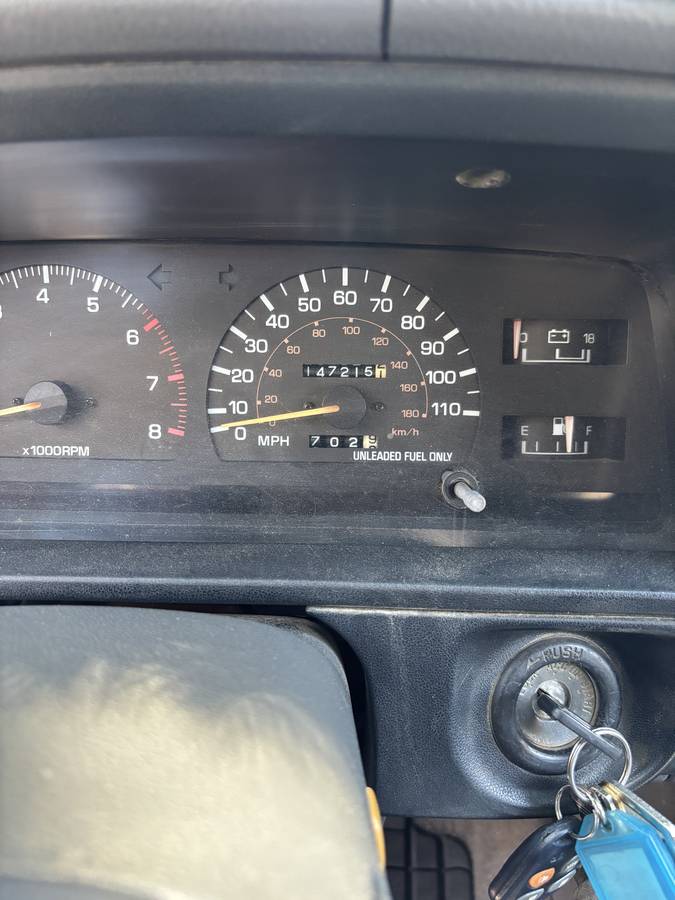 Toyota-4-runner-1990-grey-8
