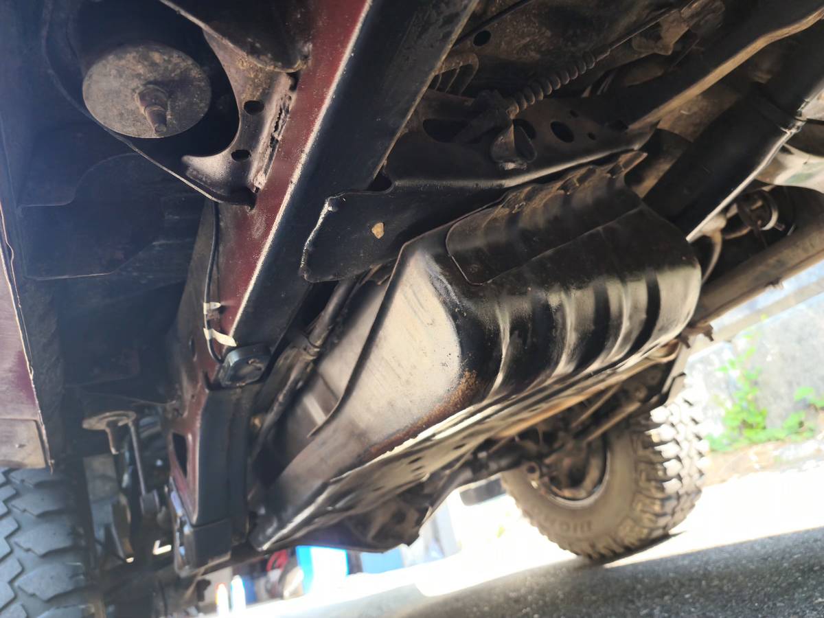 Toyota-4-runner-1990-red-6