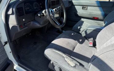 Toyota-4-runner-4wd-1993-7