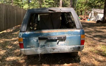 Toyota-4-runner-sr5-4x4-1983-5