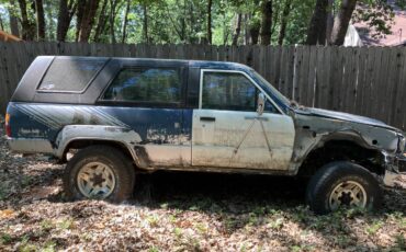 Toyota-4-runner-sr5-4x4-1983-8