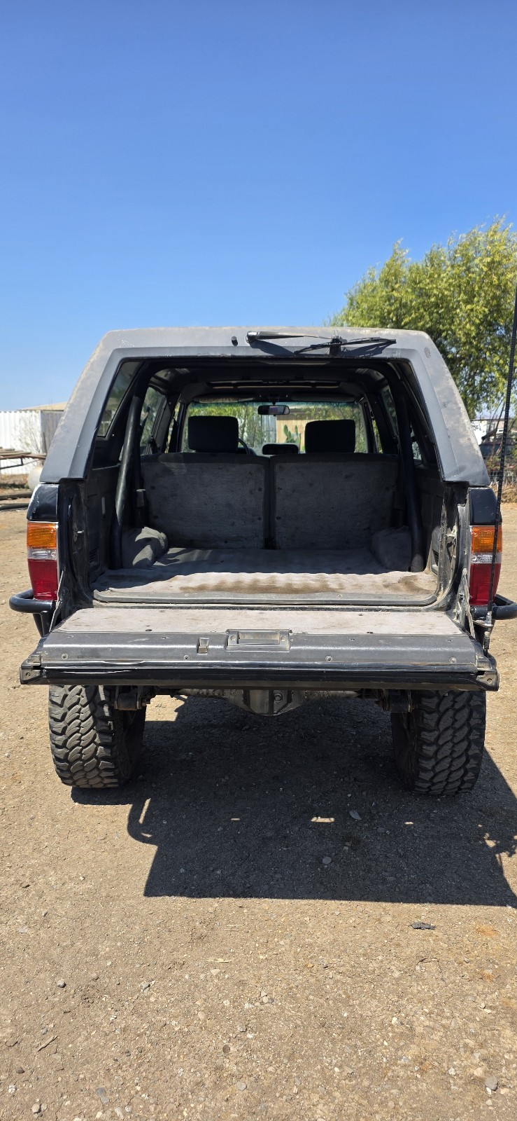 Toyota-4Runner-1987-15
