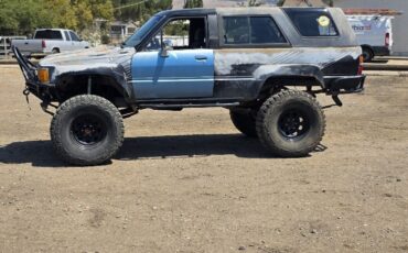 Toyota-4Runner-1987-8