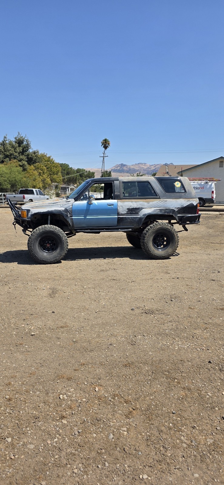 Toyota-4Runner-1987-8