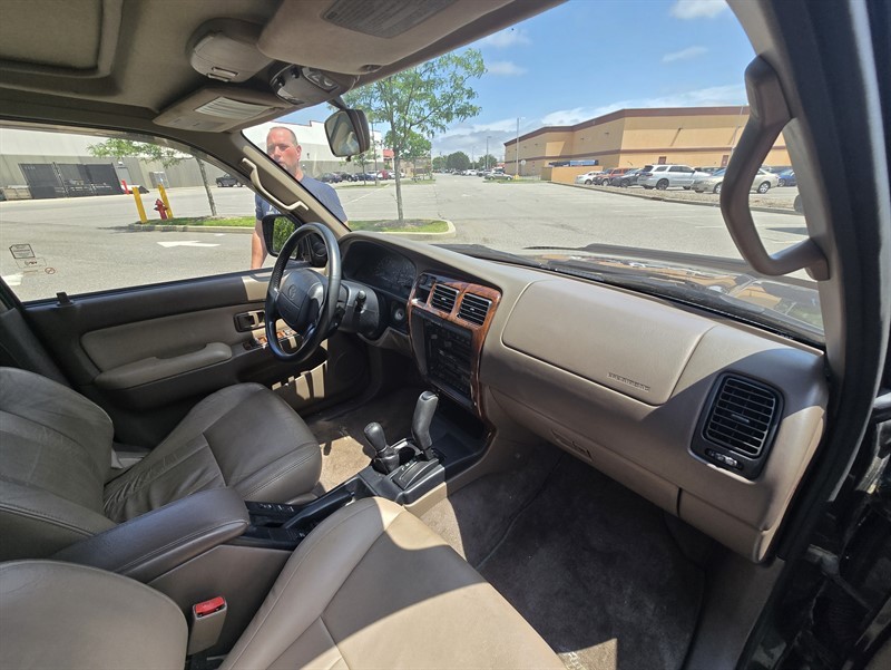 Toyota-4Runner-1996-SPORT-UTILITY-4-DR-31