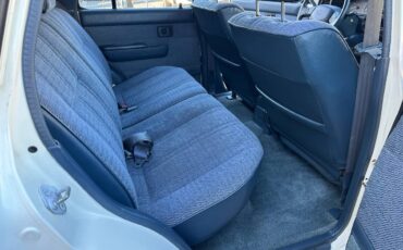 Toyota-4runner-1992-white-10