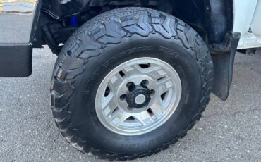 Toyota-4runner-1992-white-16