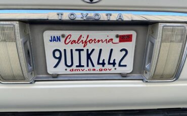 Toyota-4runner-1992-white-19
