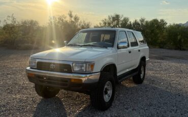 Toyota-4runner-1992-white-21