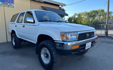 Toyota-4runner-1992-white-3