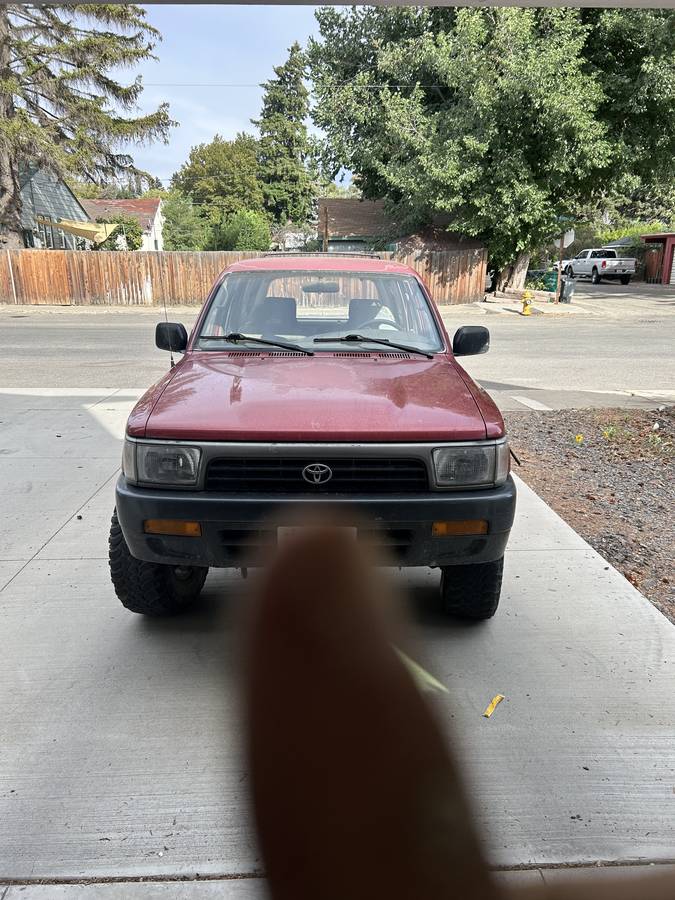 Toyota-4runner-1994-red-1