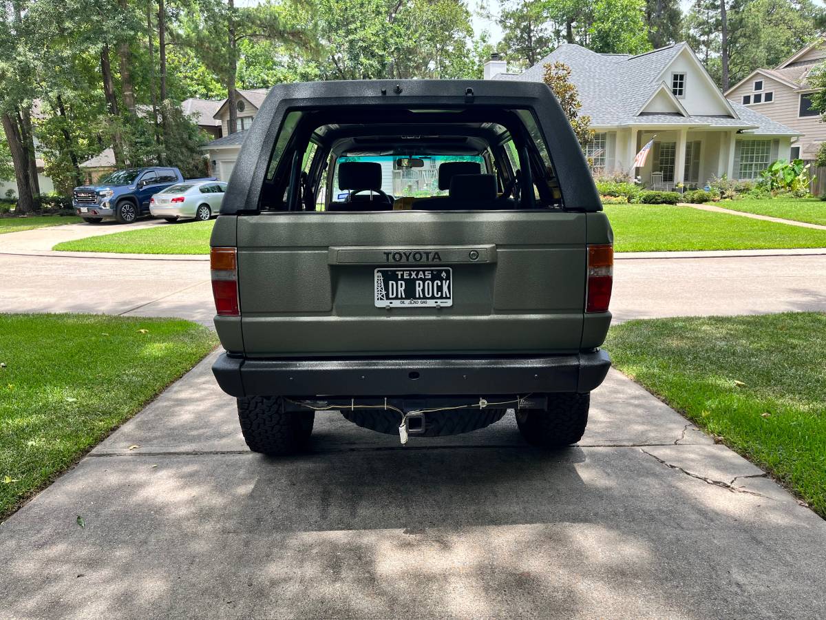 Toyota-4runner-4x4-1988-green-1