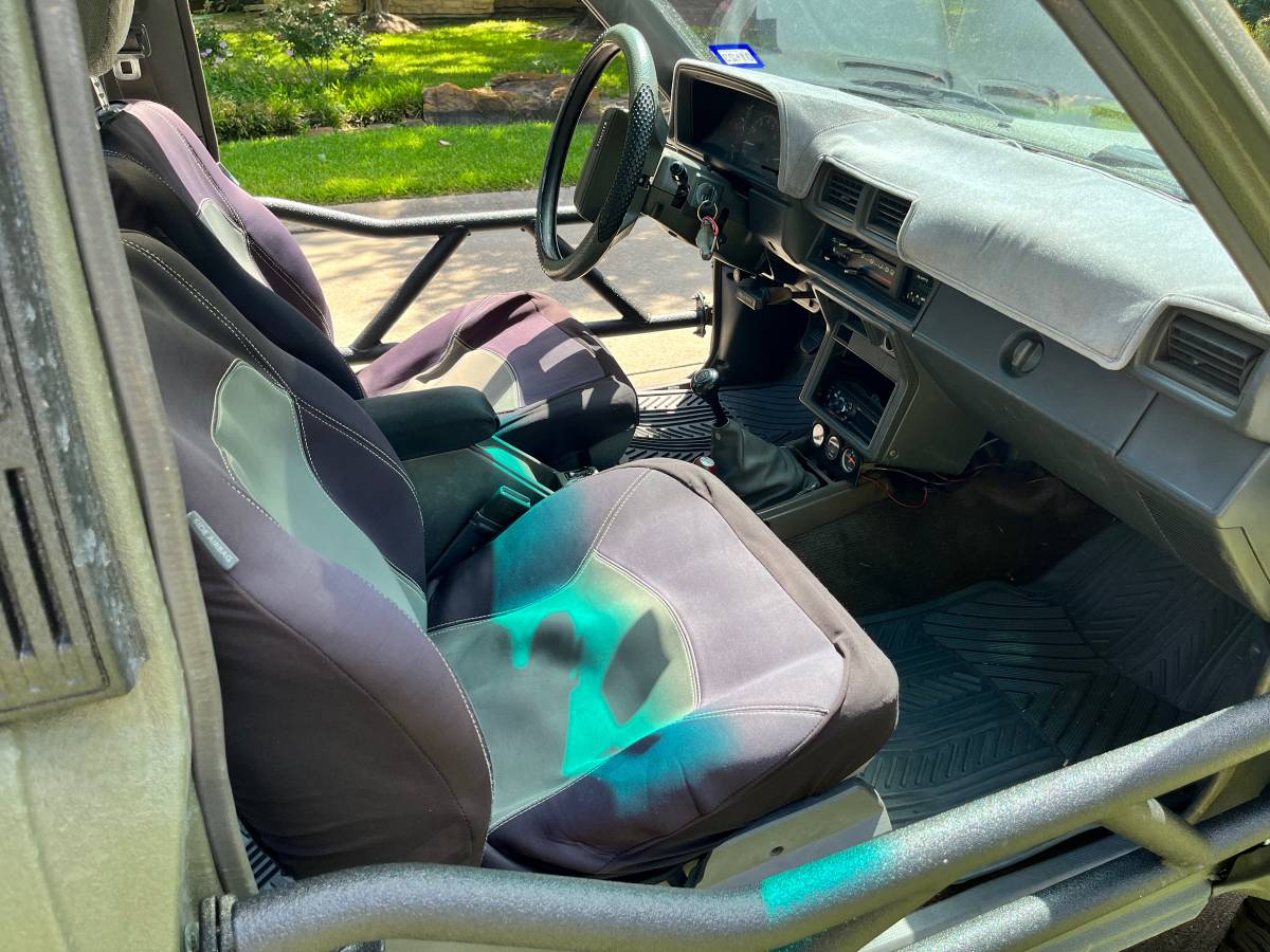 Toyota-4runner-4x4-1988-green-12