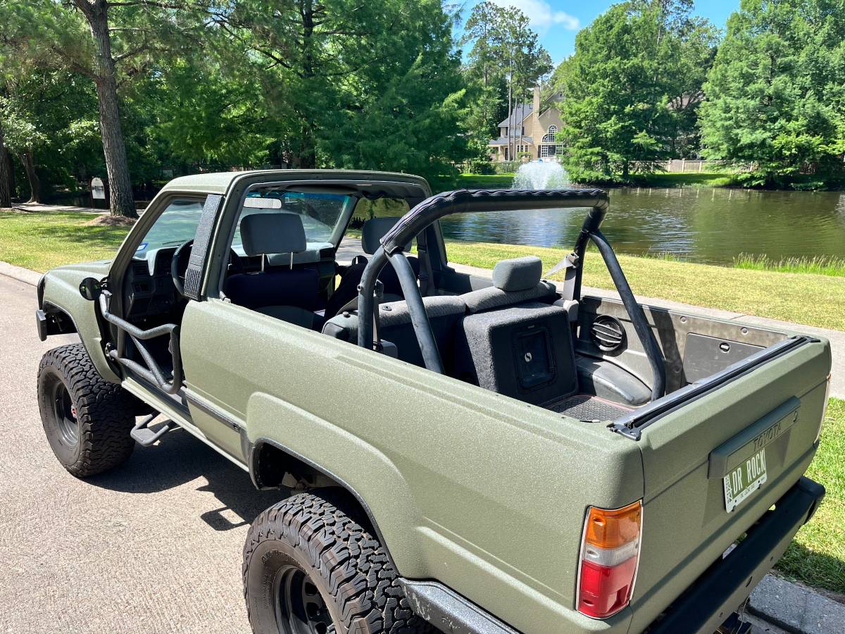 Toyota-4runner-4x4-1988-green-4