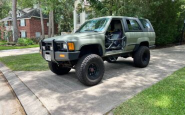 Toyota-4runner-4x4-1988-green-6