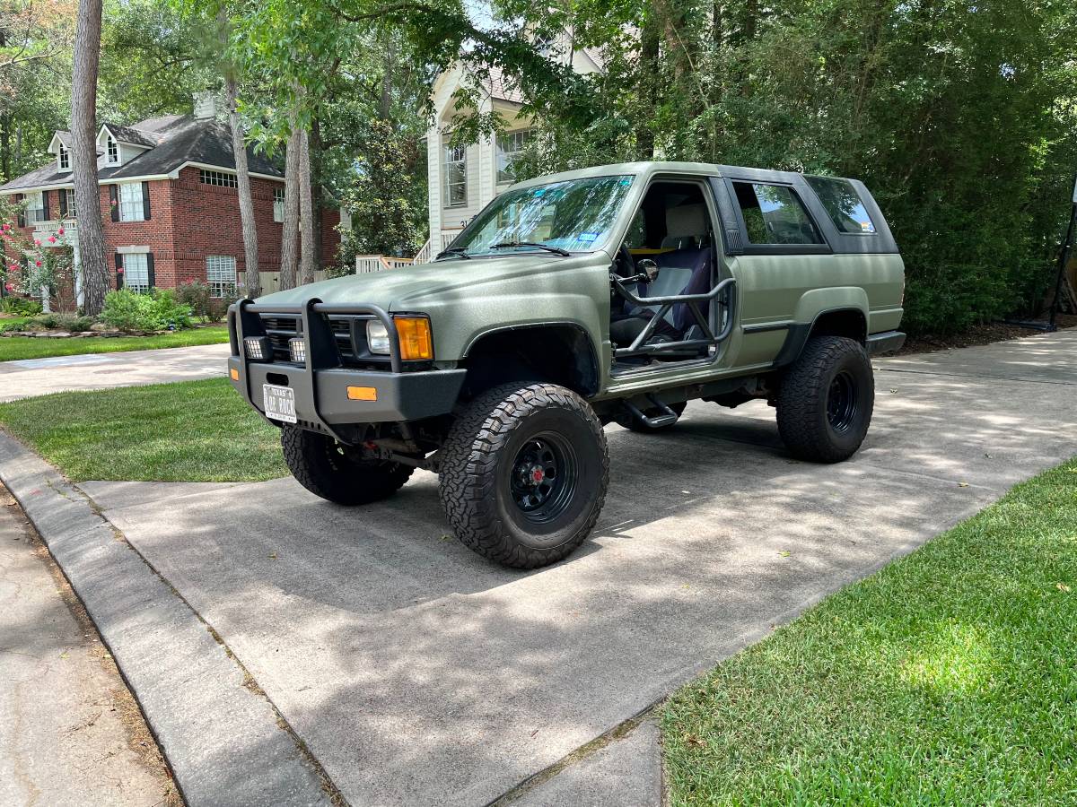 Toyota-4runner-4x4-1988-green-6
