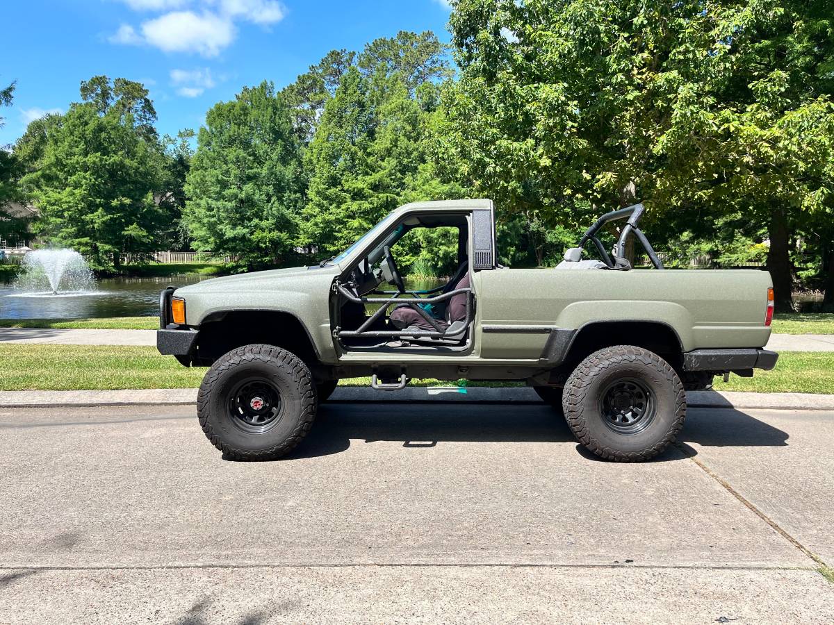 Toyota-4runner-4x4-1988-green-9