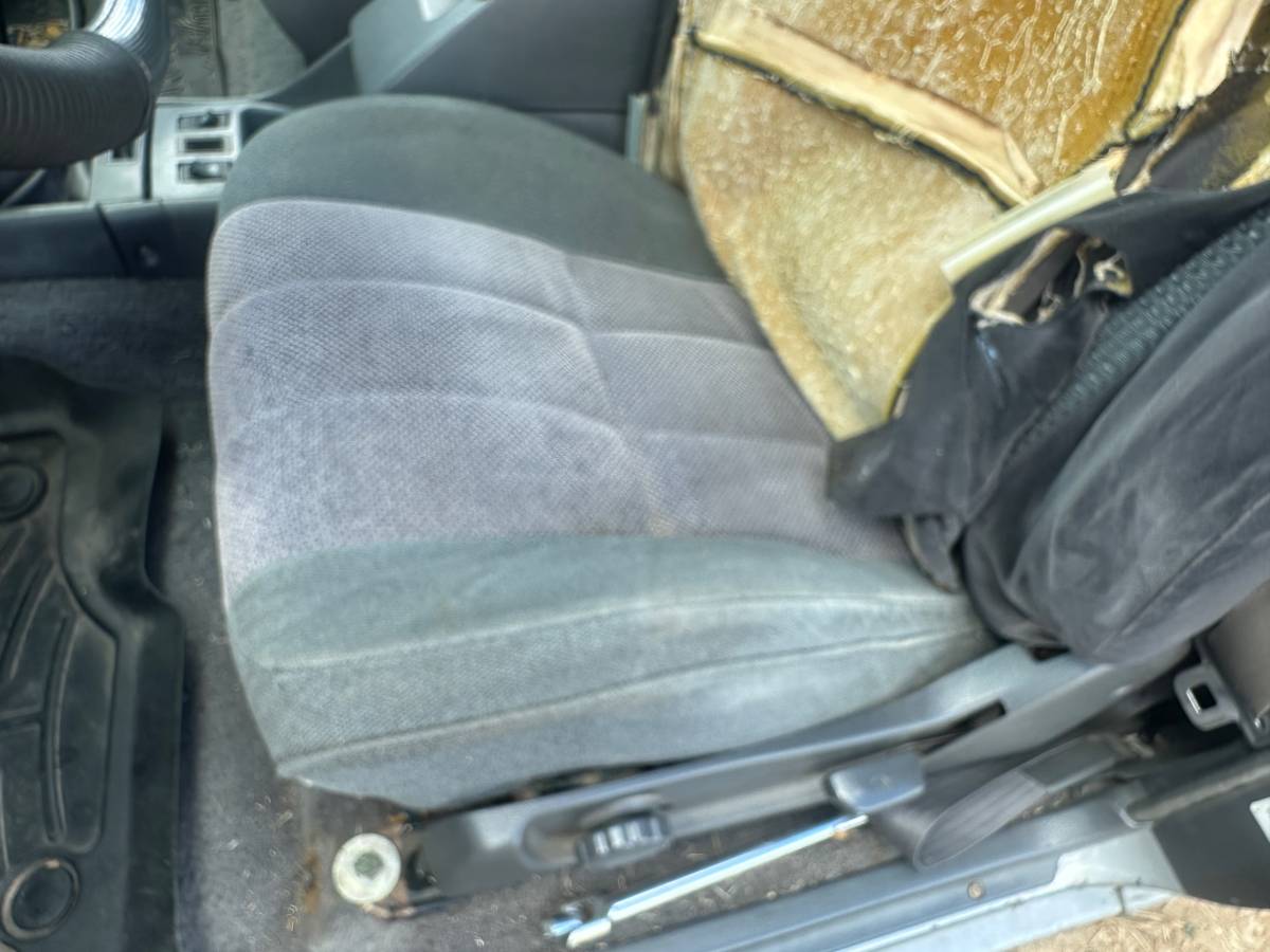 Toyota-4runner-sr5-1990-grey-13