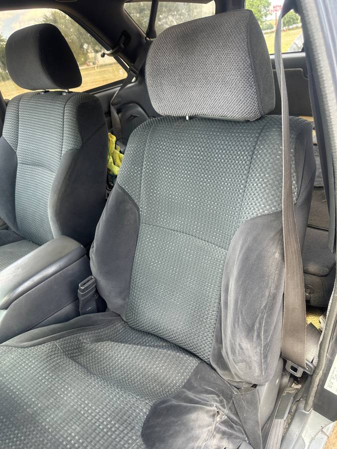 Toyota-4runner-sr5-1990-grey-14