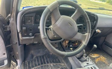 Toyota-4runner-sr5-1990-grey-15