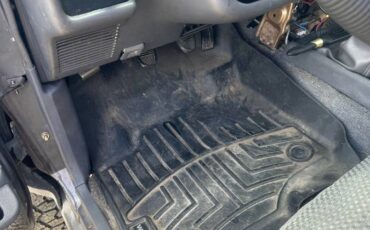 Toyota-4runner-sr5-1990-grey-16