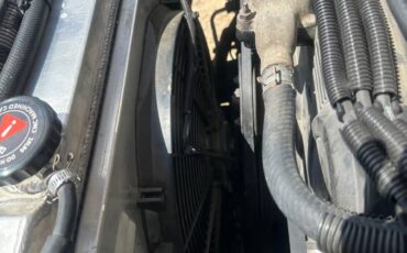 Toyota-4runner-sr5-1990-grey-18