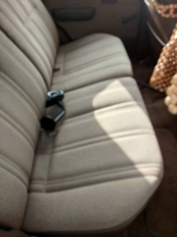 Toyota-4runner-sr5-4wd-1991-brown-5