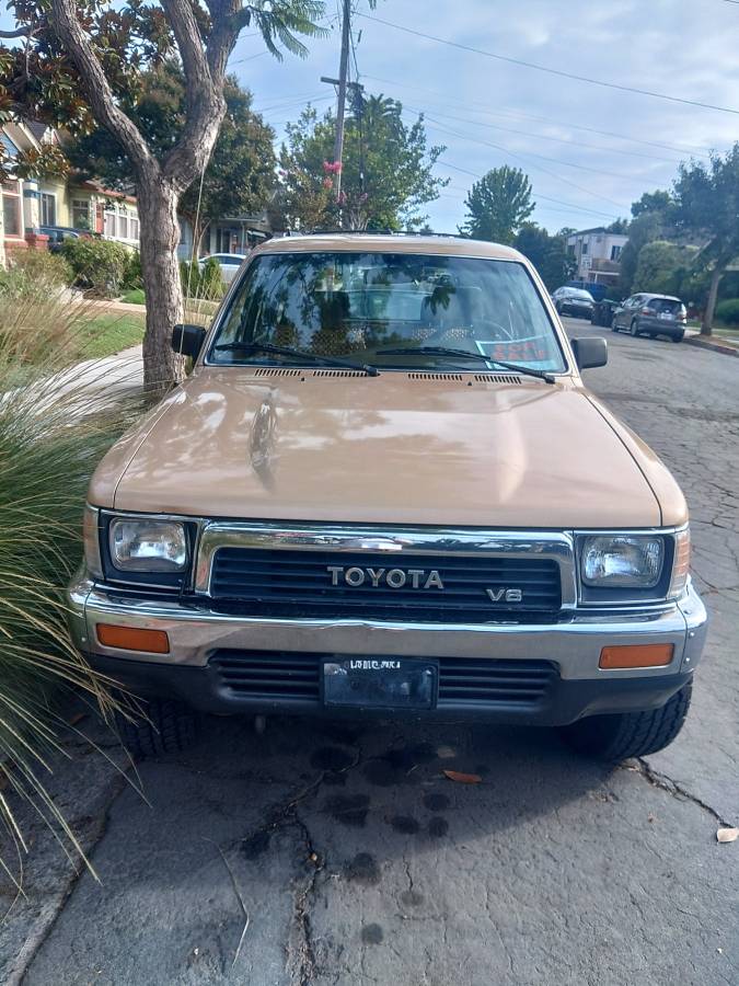 Toyota-4runner-sr5-4wd-1991-brown-6