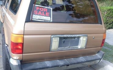 Toyota-4runner-sr5-4wd-1991-brown-7