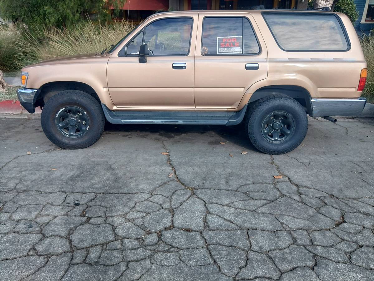 Toyota-4runner-sr5-4wd-1991-brown