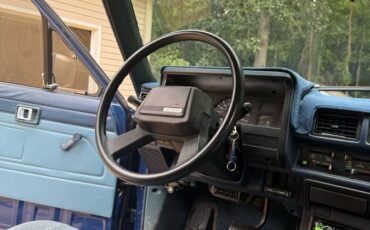 Toyota-4runner-sr5-4x4-1986-blue-6