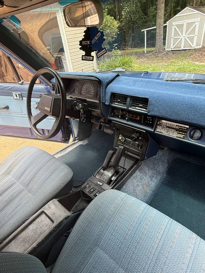Toyota-4runner-sr5-4x4-1986-blue-7
