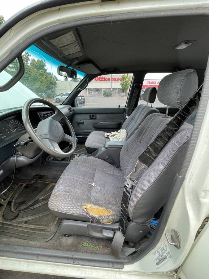 Toyota-4runner-sr5-4x4-1992-white-2
