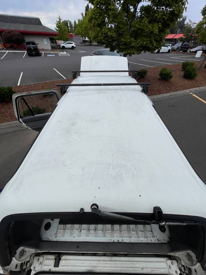 Toyota-4runner-sr5-4x4-1992-white-8