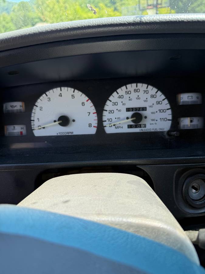 Toyota-4runner-sr5-sport-utility-4d-1994-3