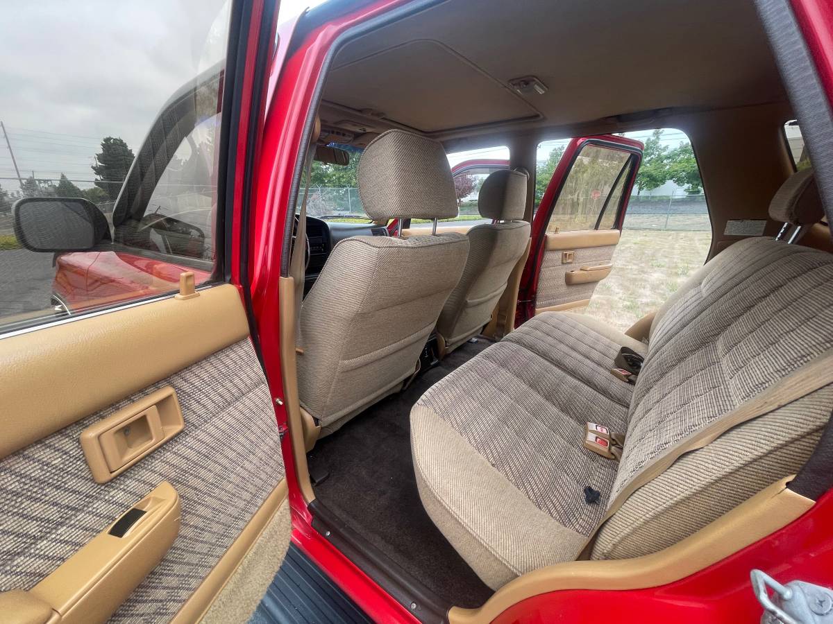 Toyota-4runner-sr5-v6-4x4-1992-10