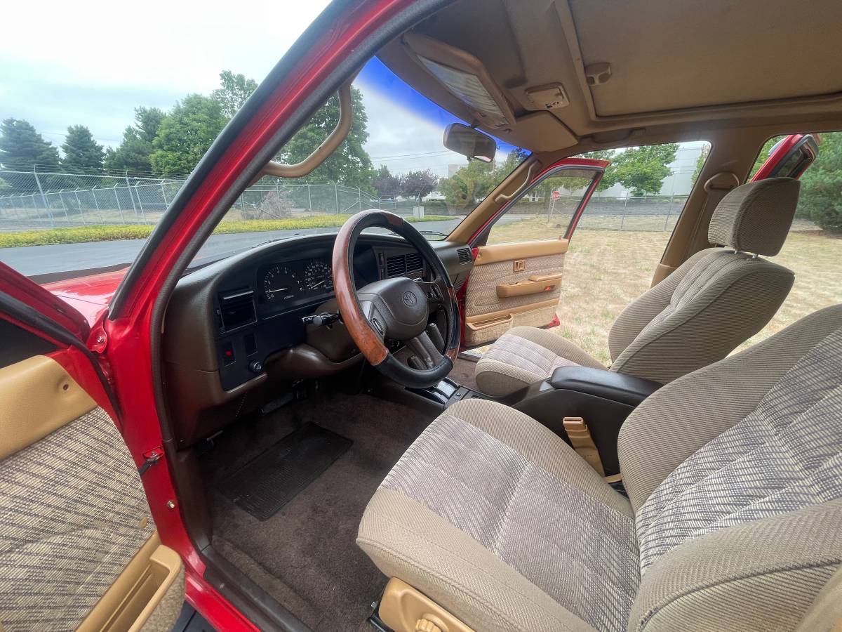 Toyota-4runner-sr5-v6-4x4-1992-12