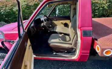 Toyota-4x4-truck-1983-red-12