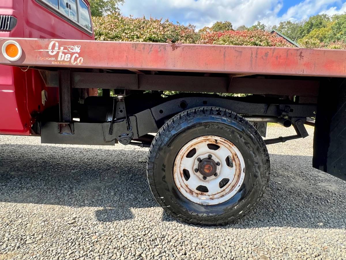 Toyota-4x4-truck-1983-red-5